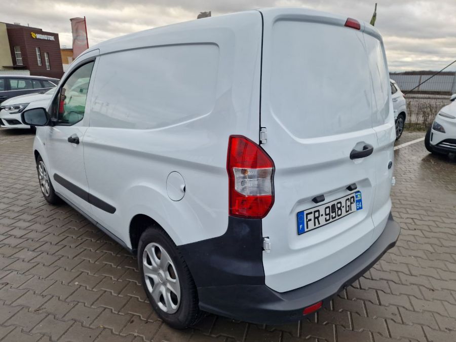 Ford TRANSIT COURIER