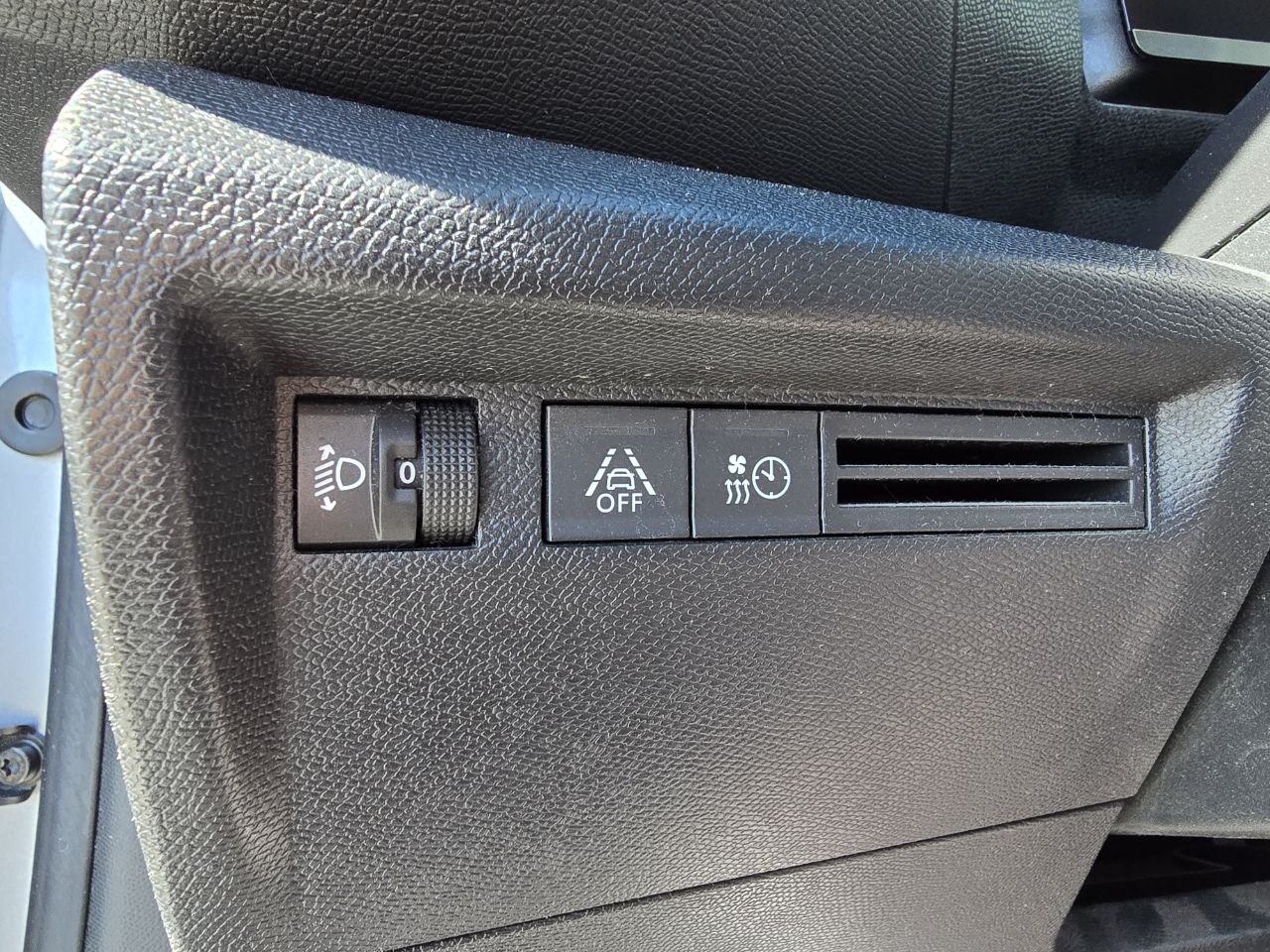 Citroen E-C4