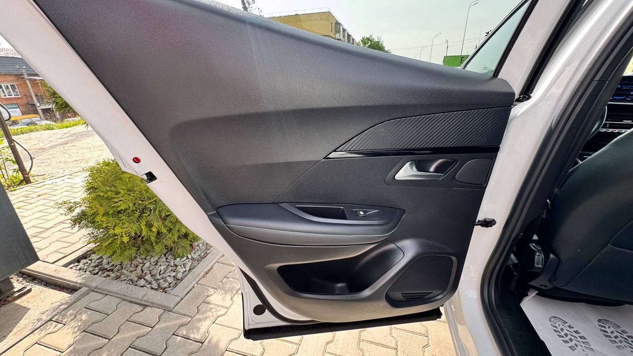 Peugeot 2008 ALLURE