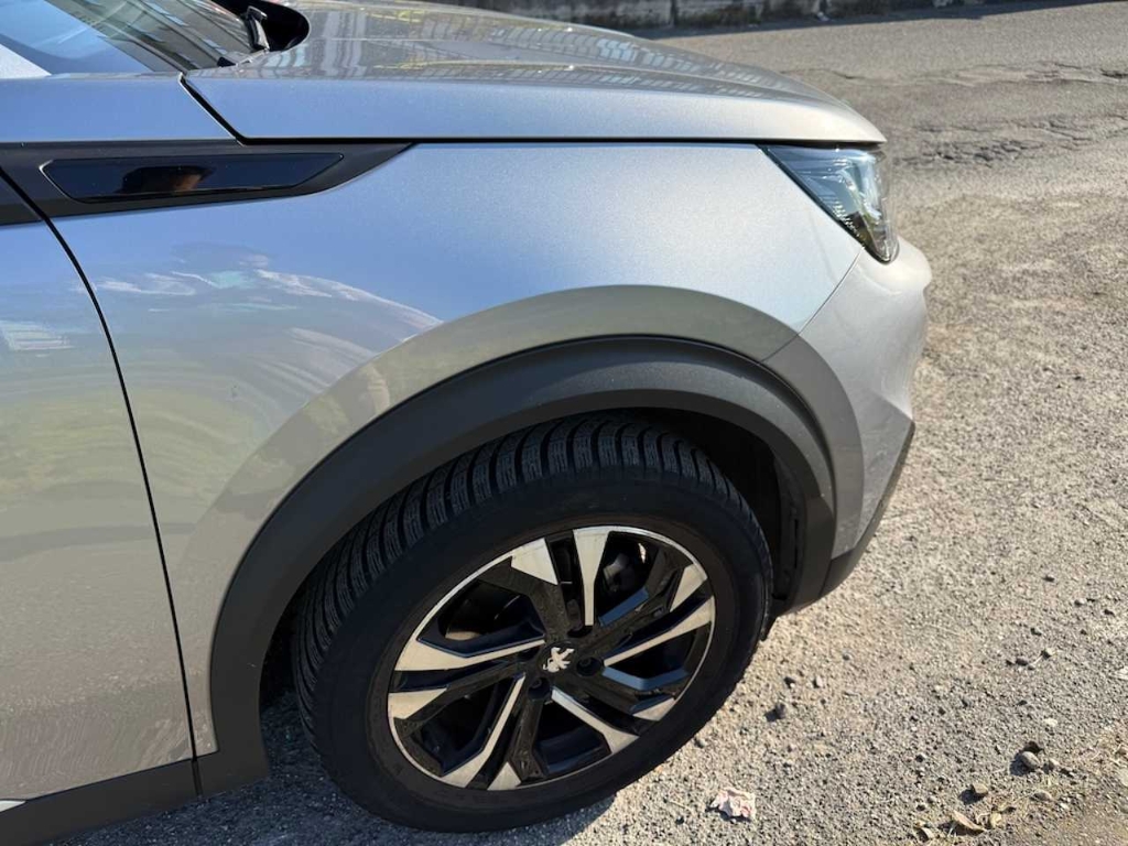 Peugeot 2008 ALLURE
