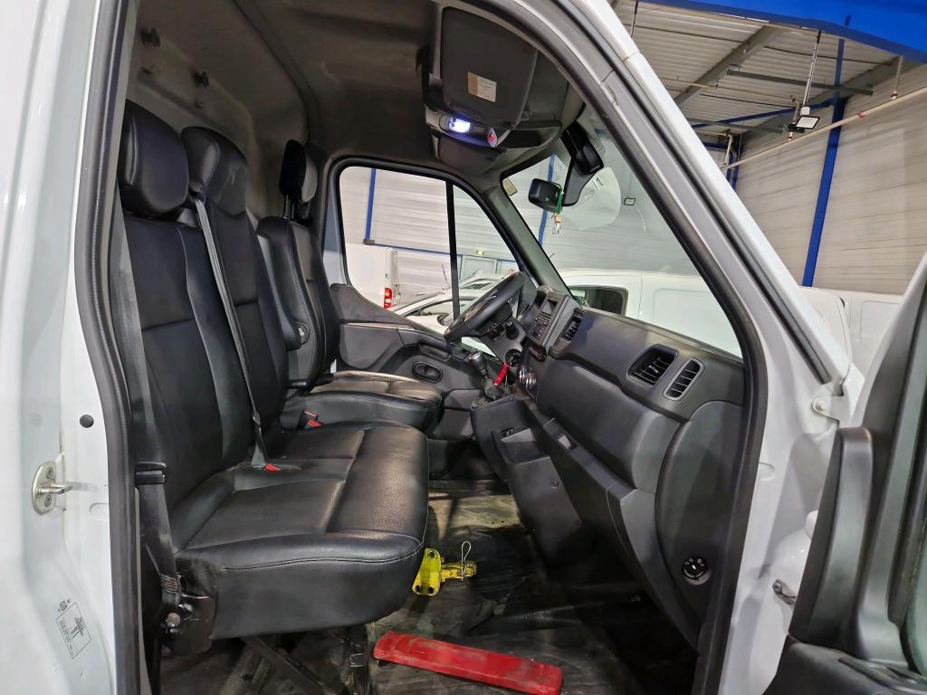 Renault Master FGN TRAC L2H2