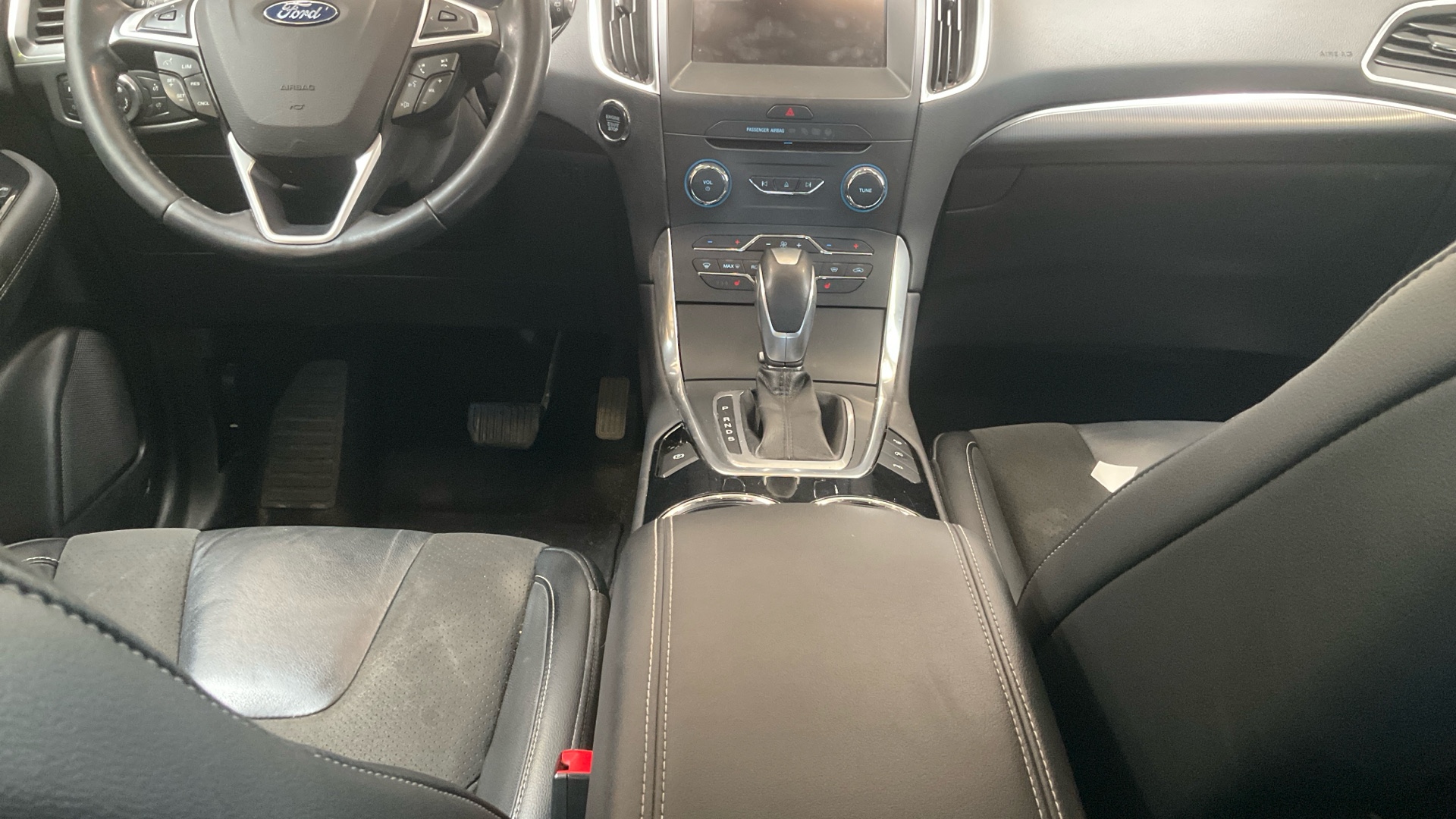 Ford S-Max Titanium