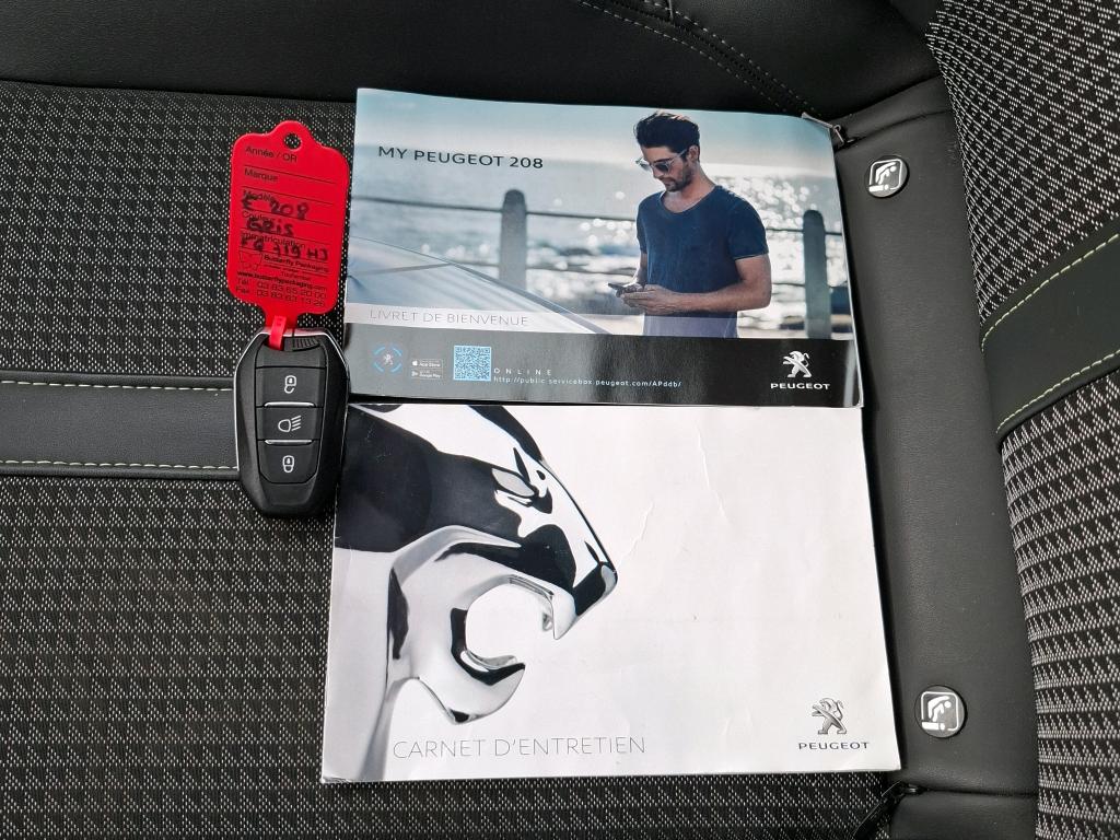 Peugeot E-208 GT