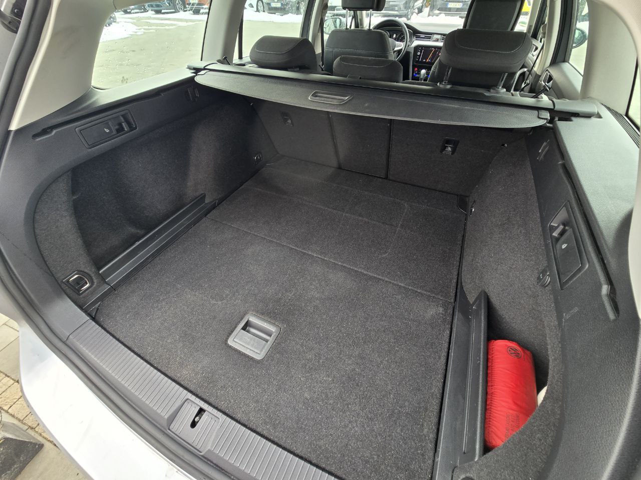 Volkswagen Passat Business+