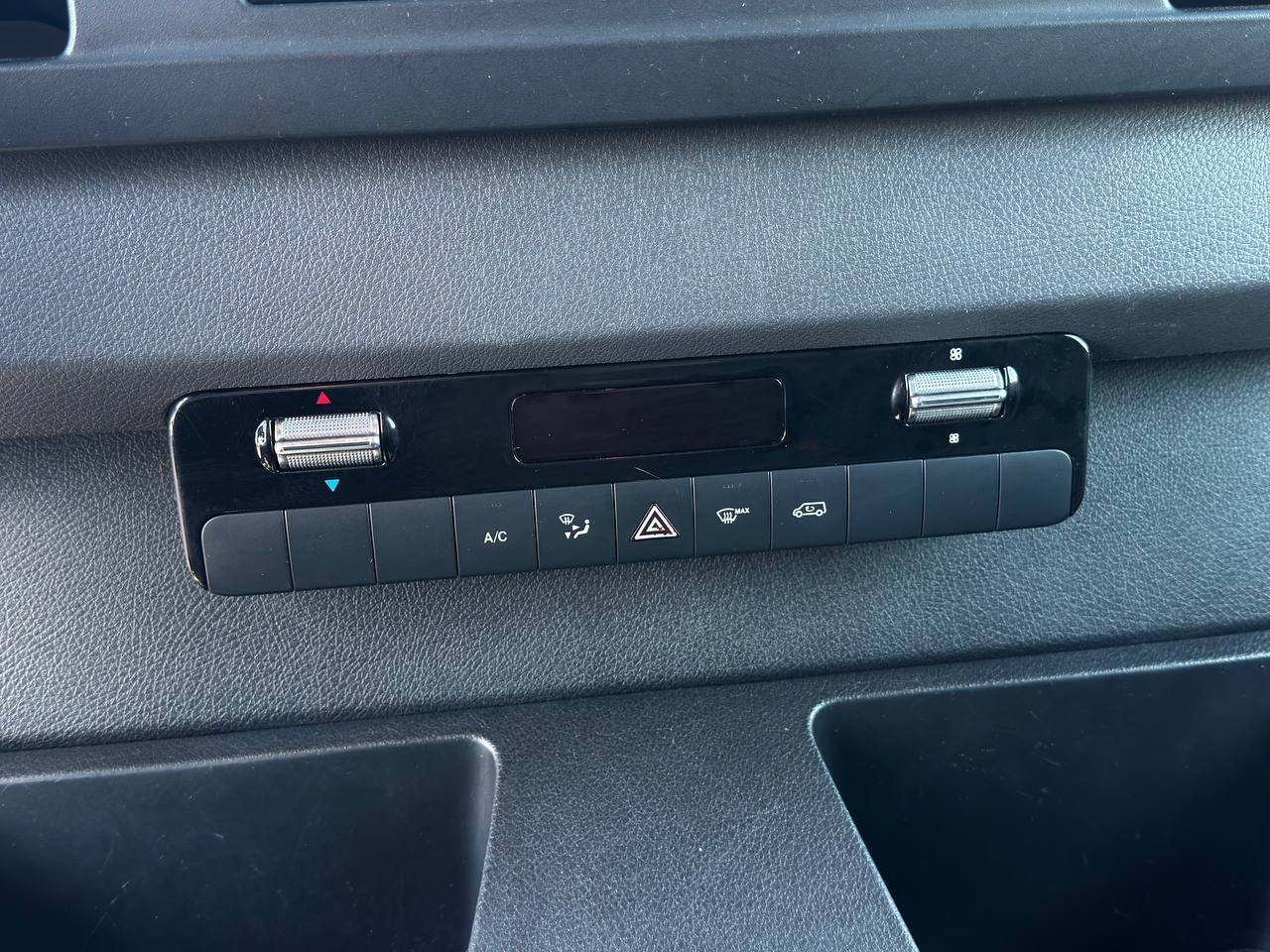Mercedes-Benz E-Sprinter FWD