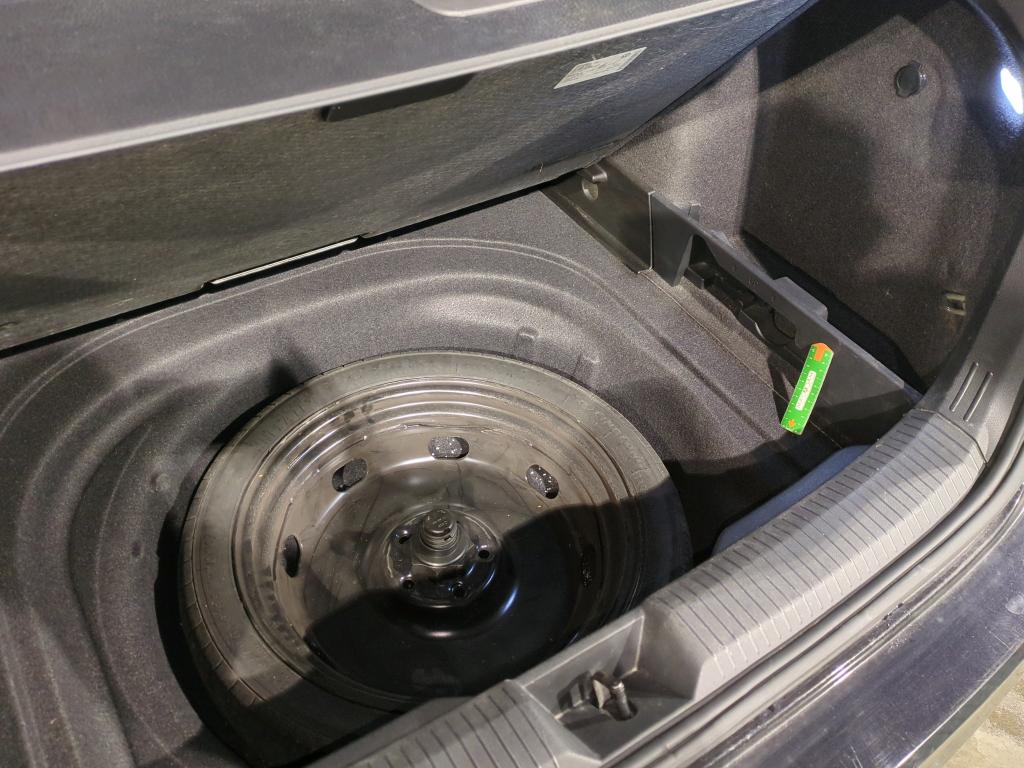 Volkswagen Golf Life Business