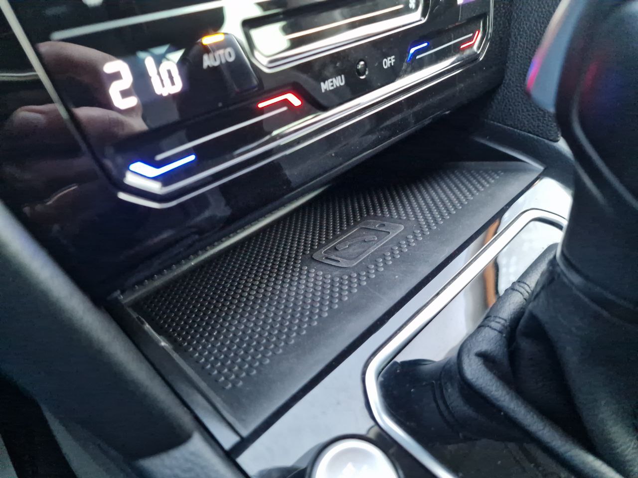 Volkswagen Passat Business+