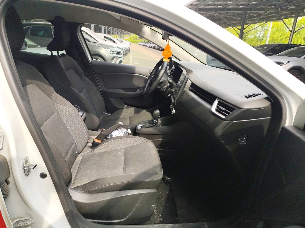 Renault Clio HYBRID Business