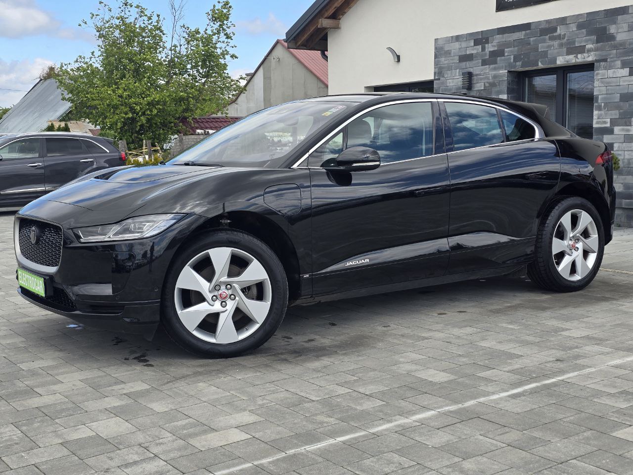 JAGUAR I-PACE