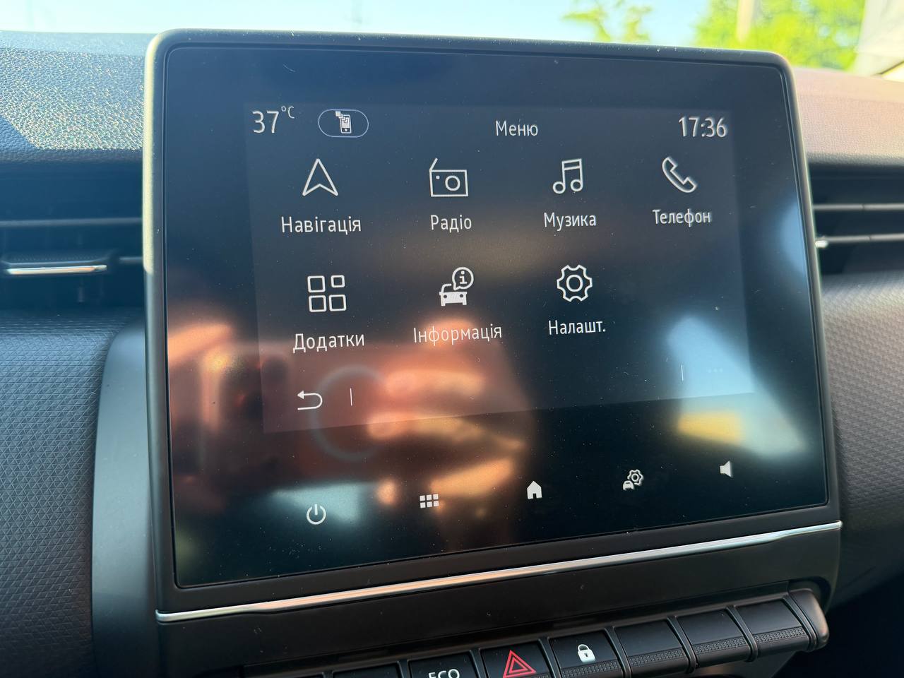 Renault Clio Business Hybrid