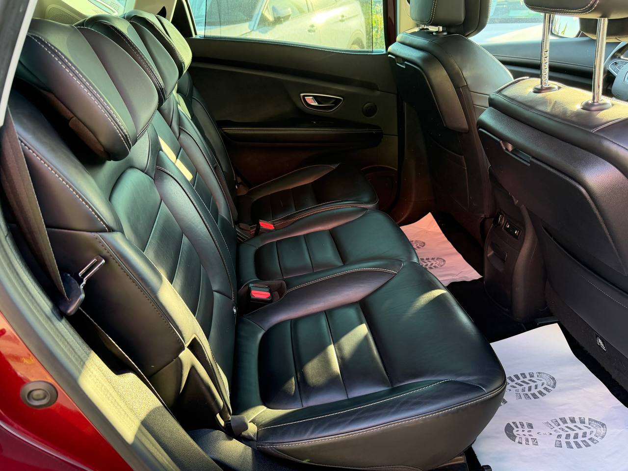 Renault Scenic INITIALE PARIS