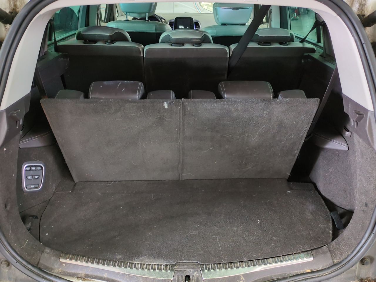 Renault Espace Initiale Paris