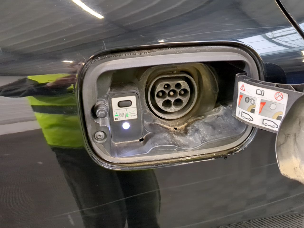 Renault Megane INTENS Hybrid