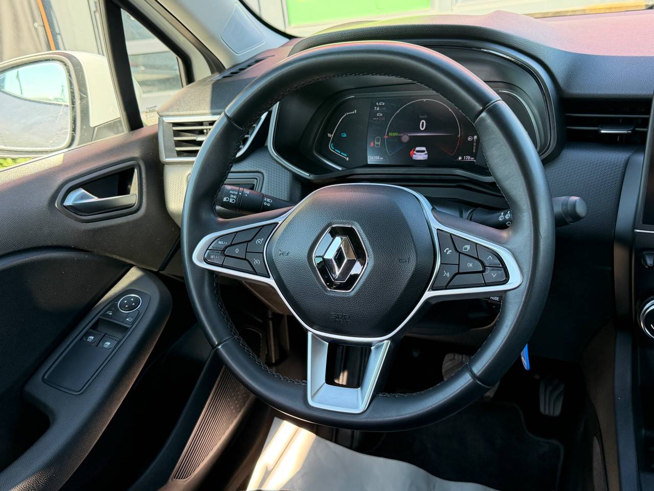 Renault Clio Business Hybrid