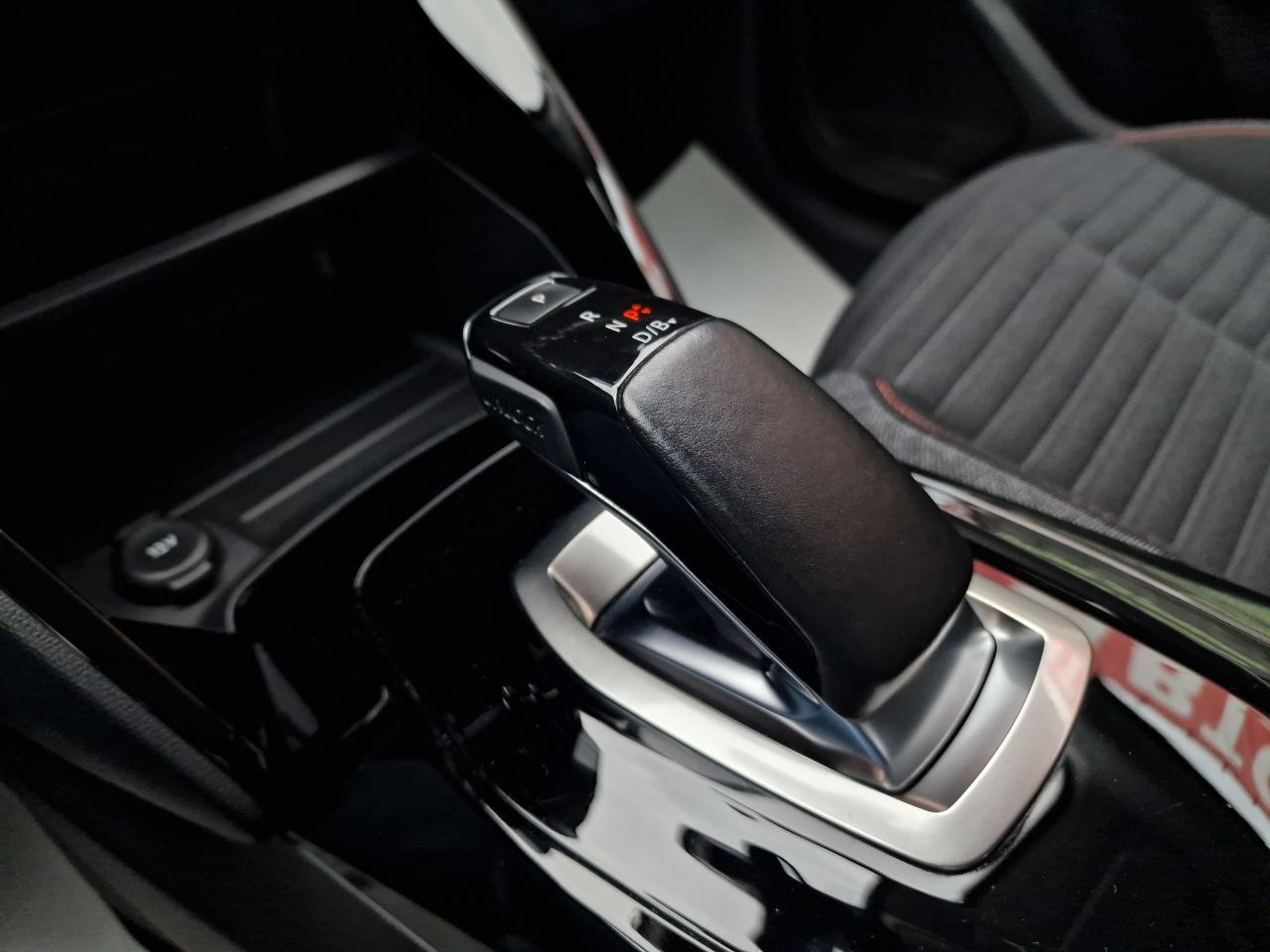 Peugeot 208 ELECTRIQUE