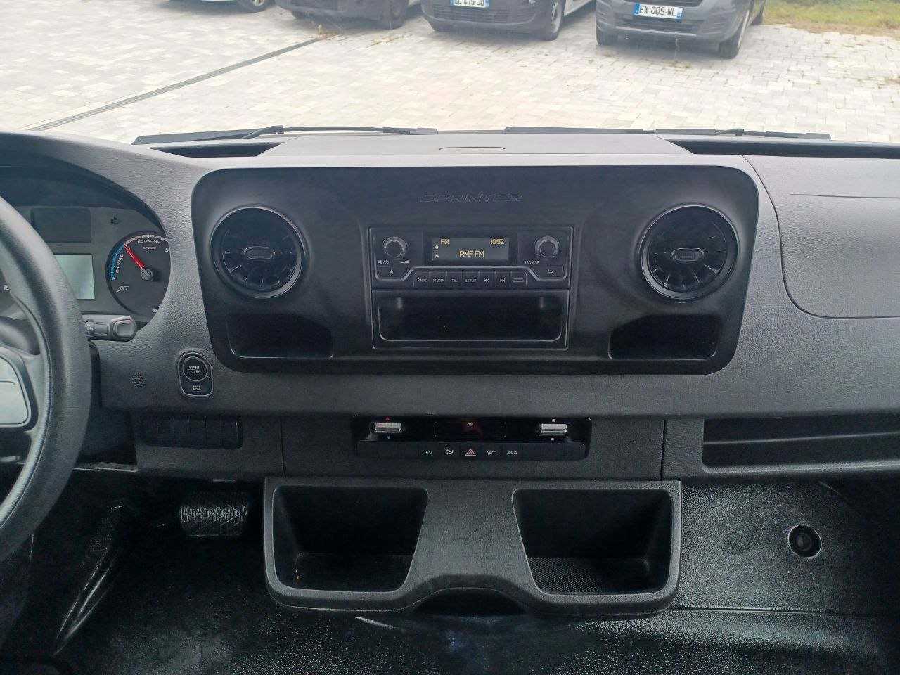 Mercedes-Benz E-Sprinter FWD
