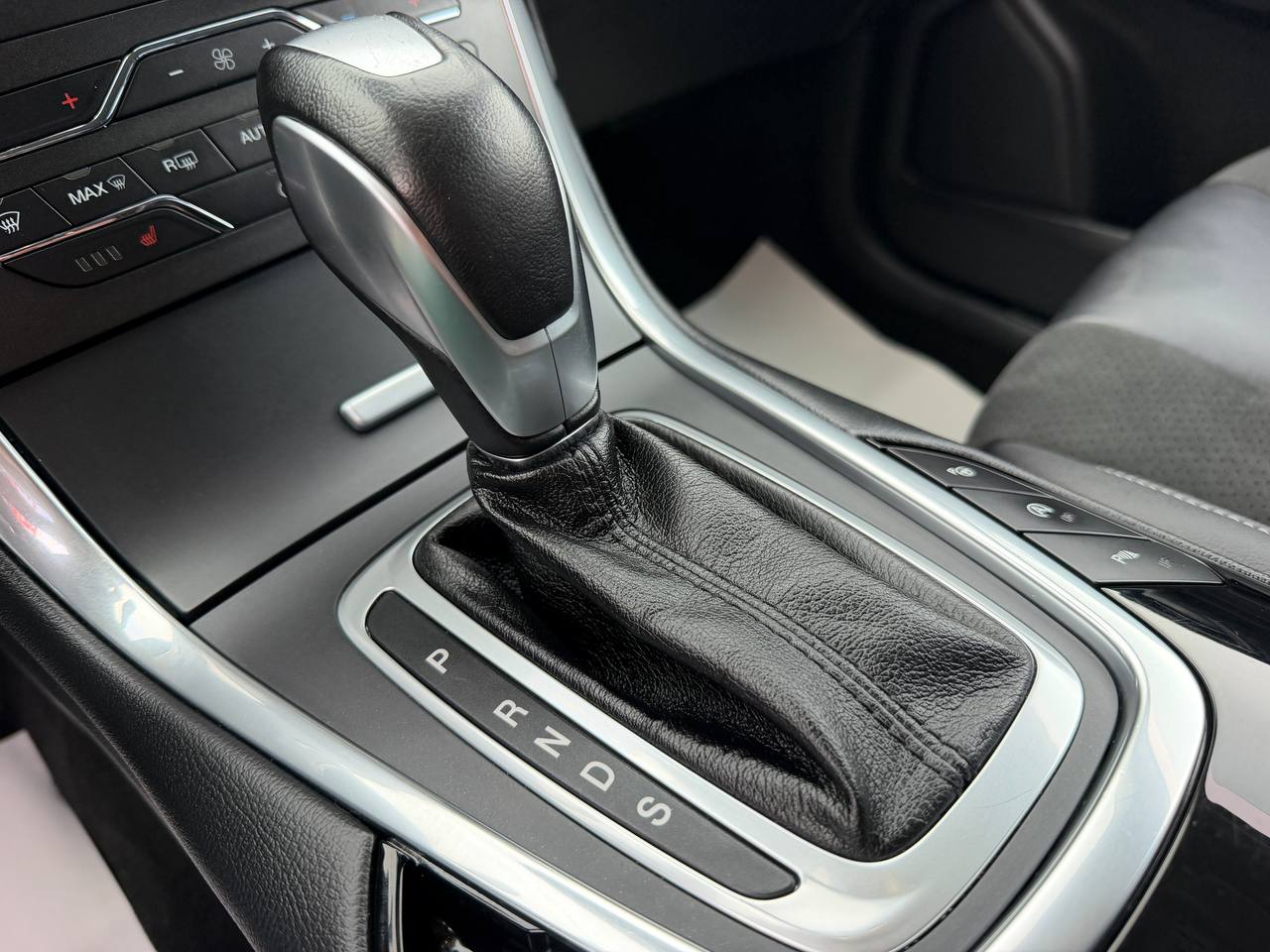 Ford S-Max Titanium