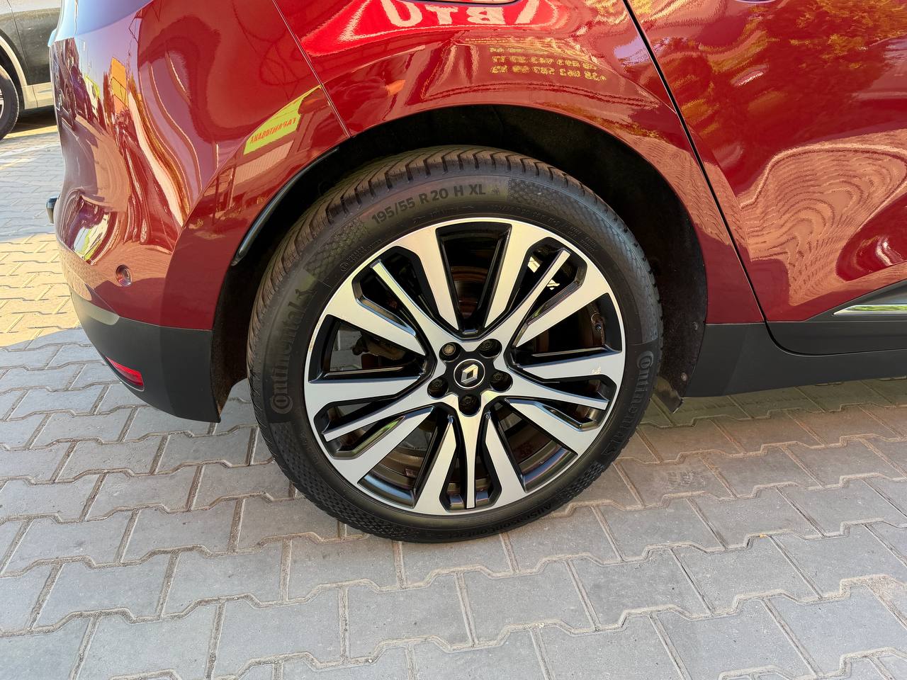 Renault Scenic INITIALE PARIS