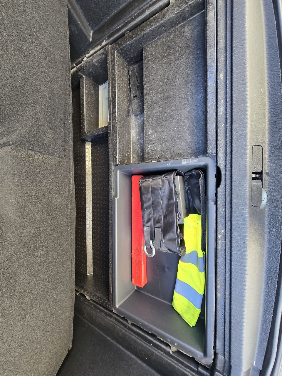 Peugeot 3008 Allure HYBRID