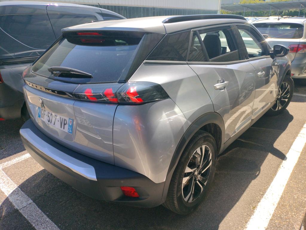 Peugeot E-2008