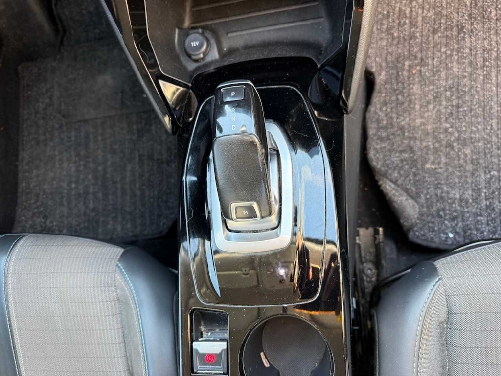 Peugeot 2008 ALLURE
