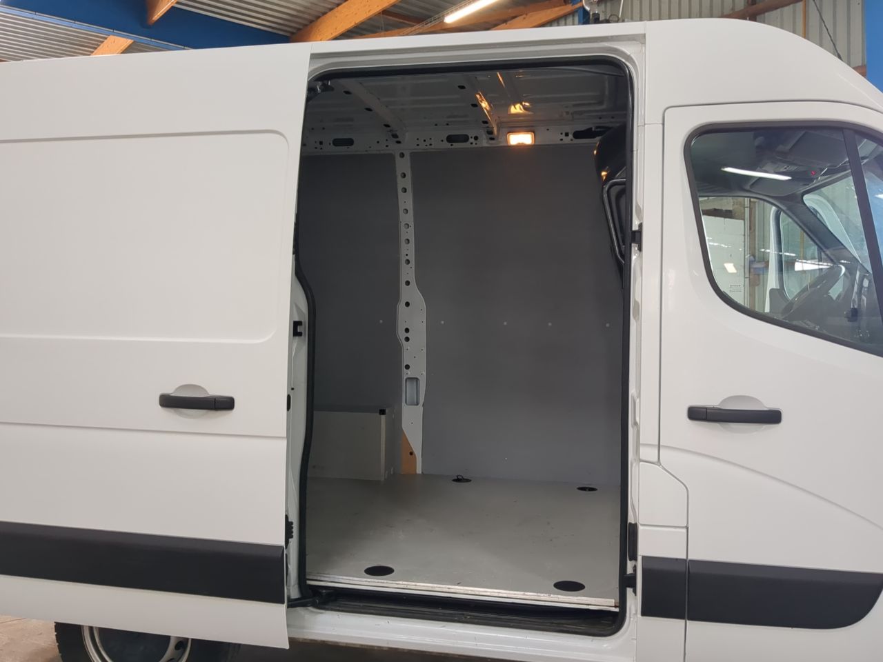 Renault Master FGN TRAC L1H2