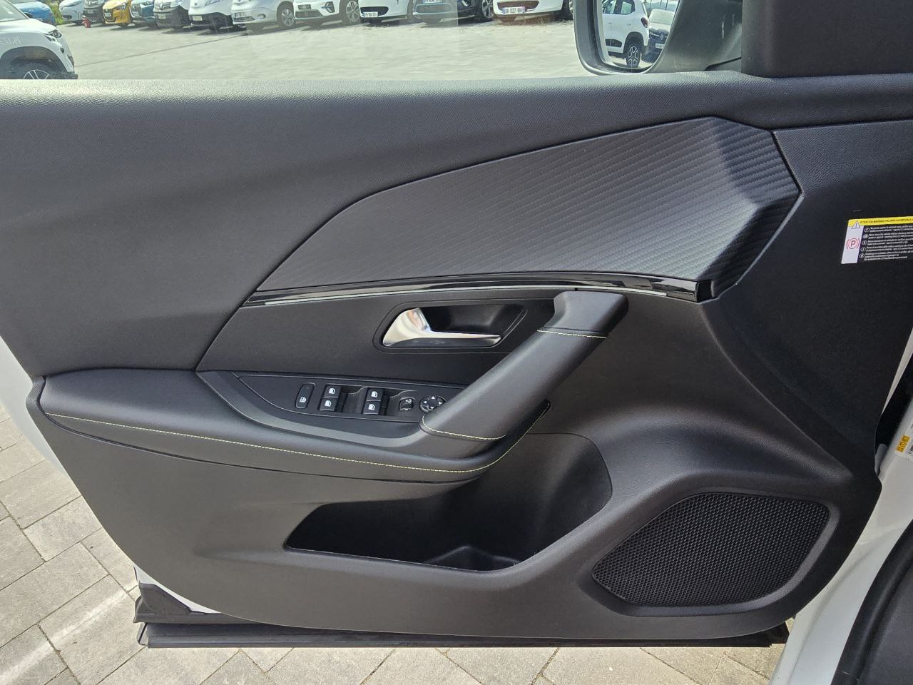 Peugeot E-2008 GT LINE