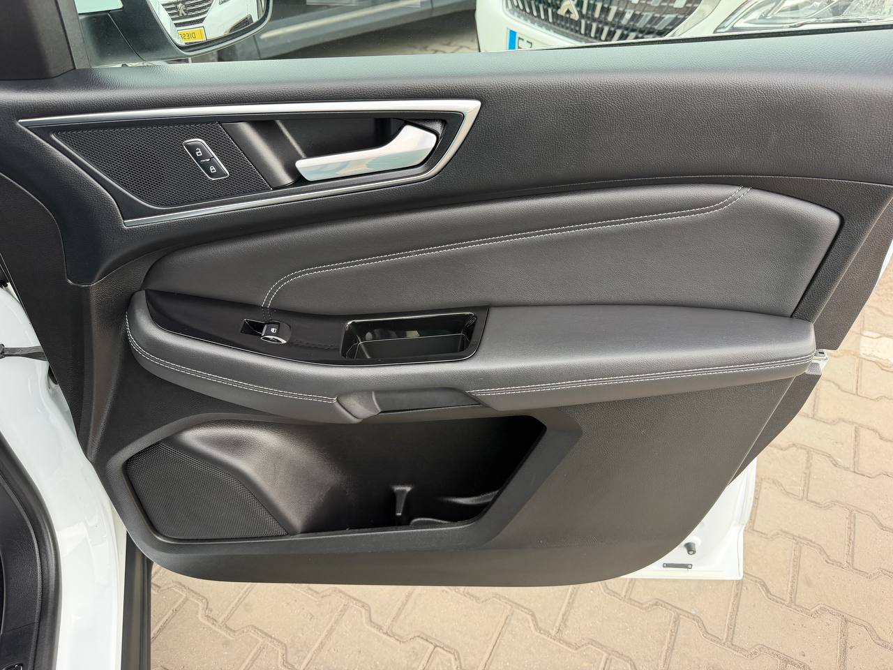 Ford S-Max Titanium