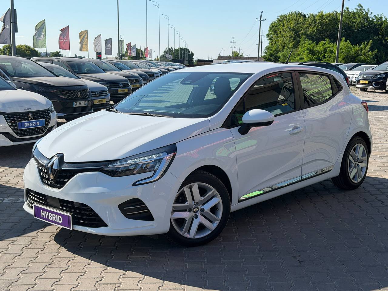 Renault Clio Business Hybrid