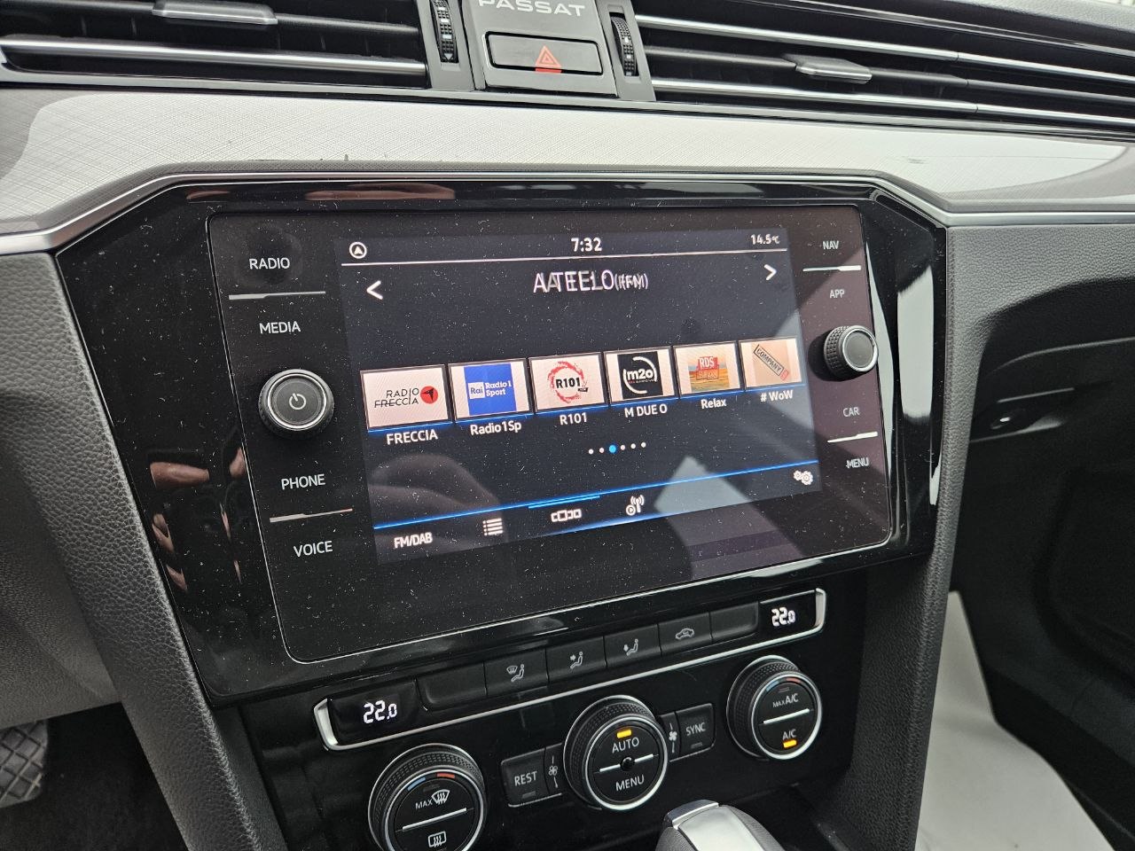 Volkswagen Passat Business