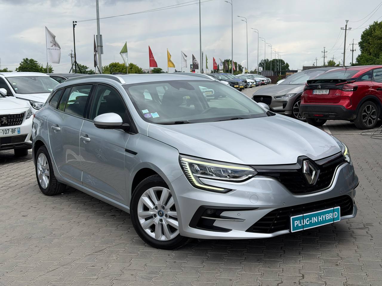 Renault Megane Business HYBRID