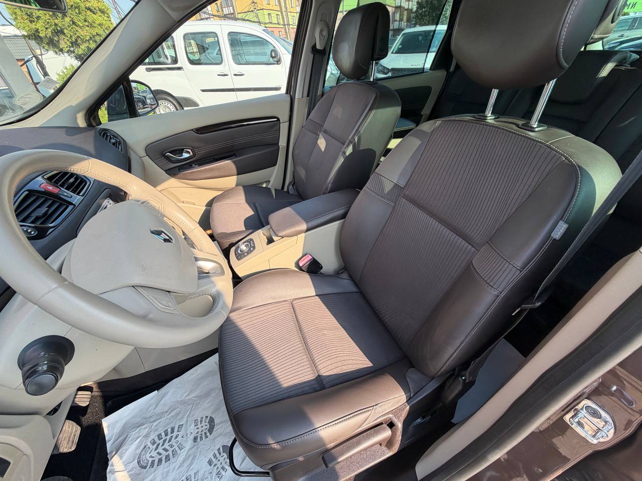 Renault Grand Scenic EXCEPTION