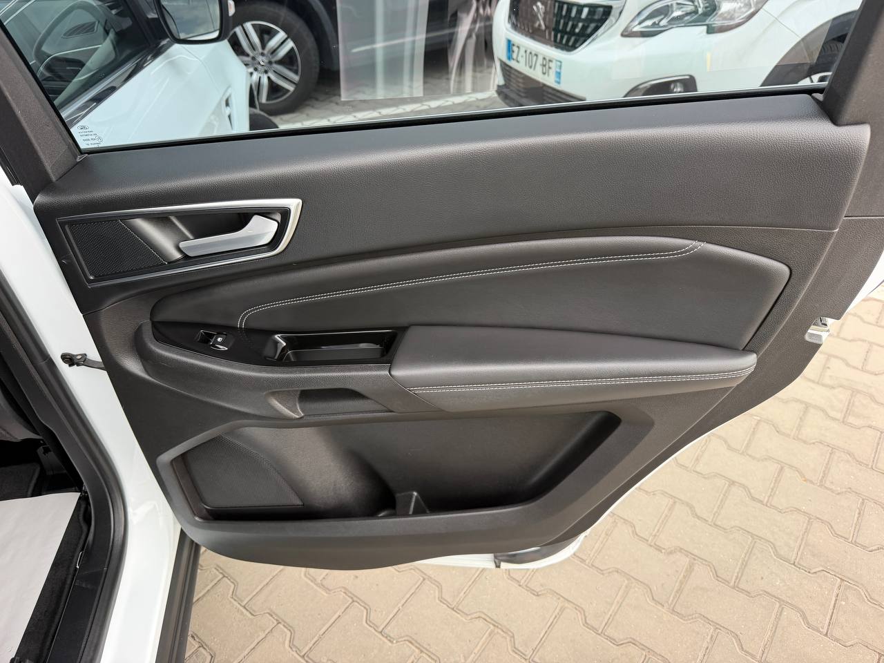 Ford S-Max Titanium