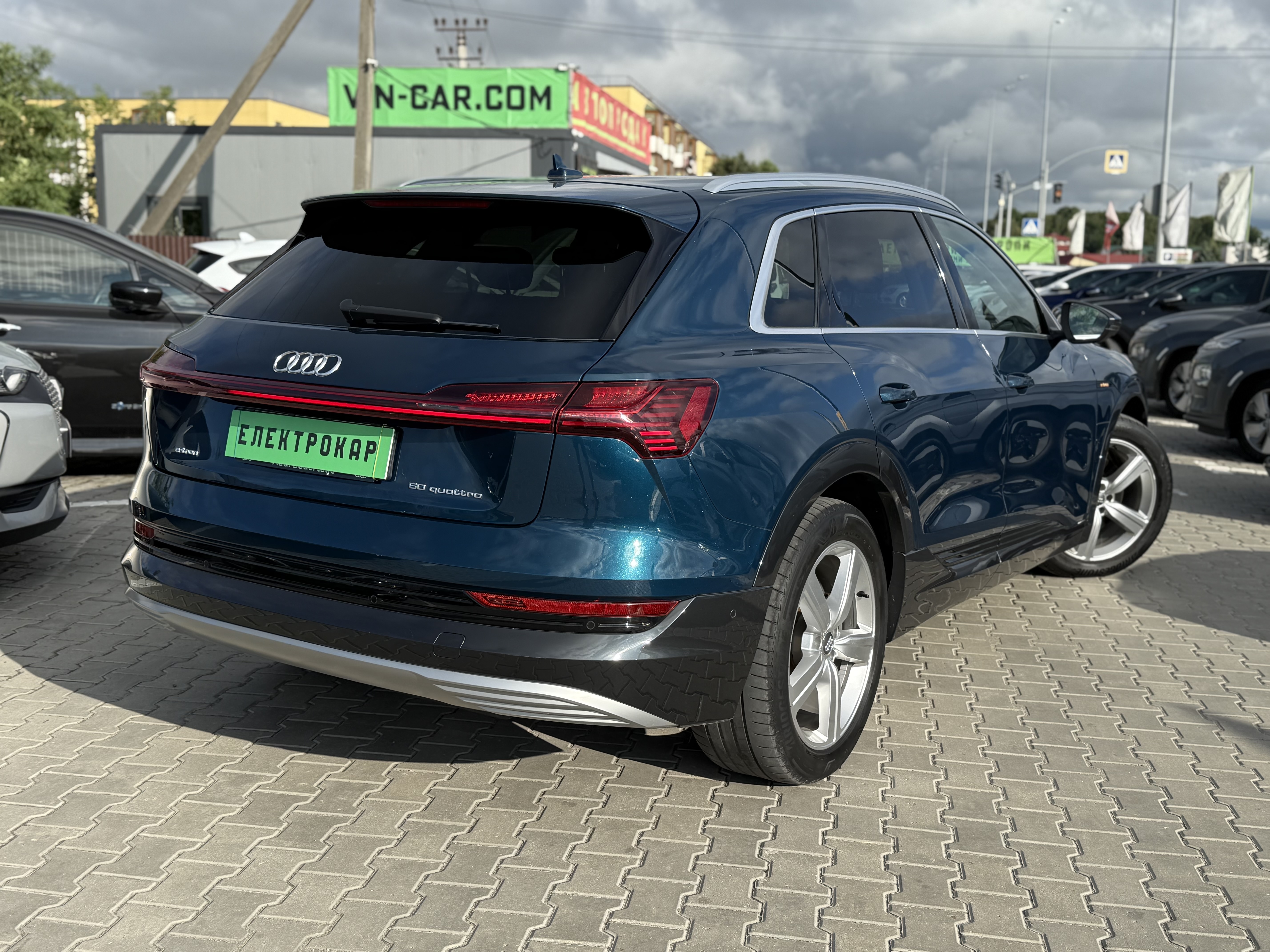 Audi E-Tron