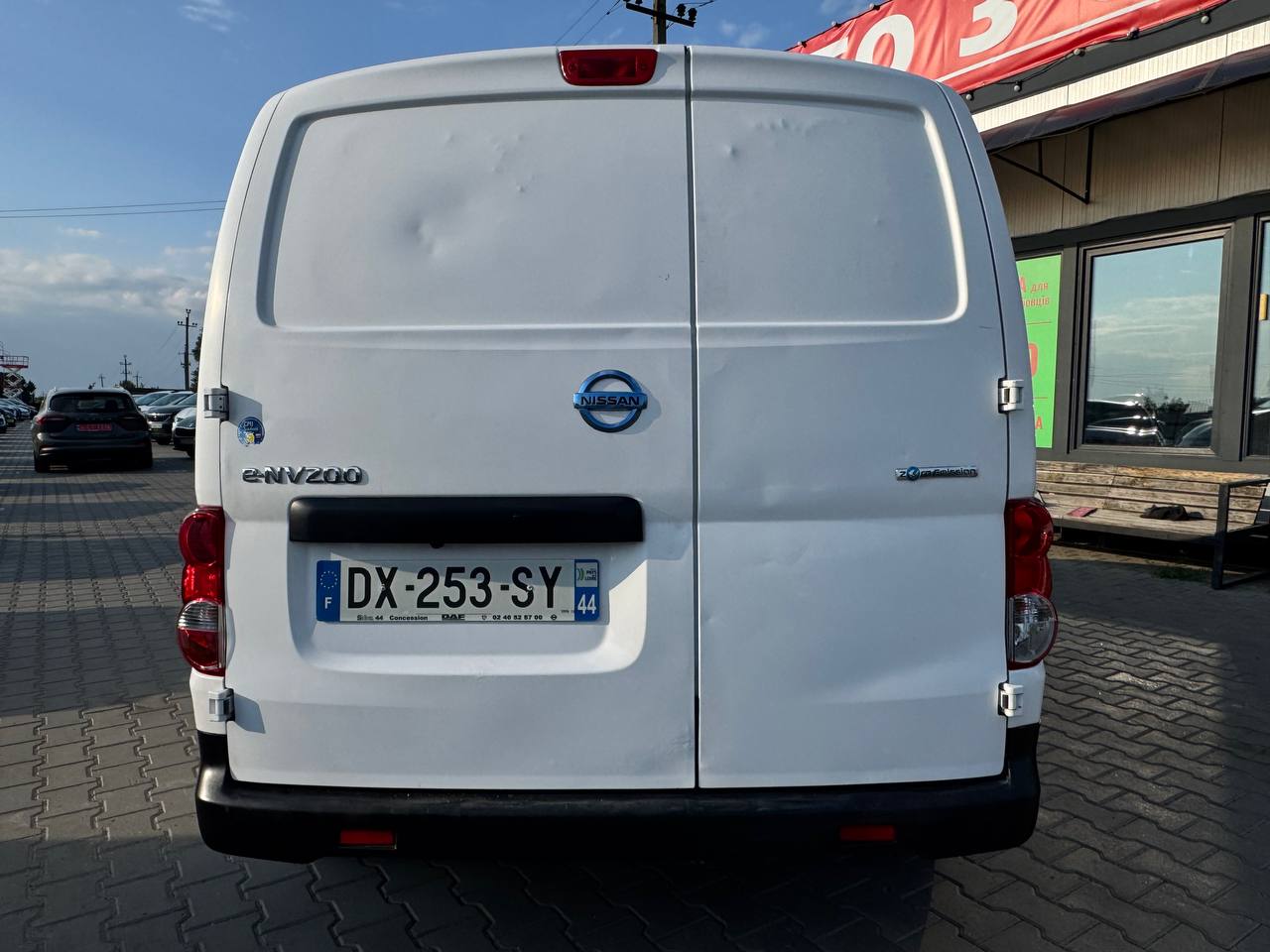 Nissan E-NV200