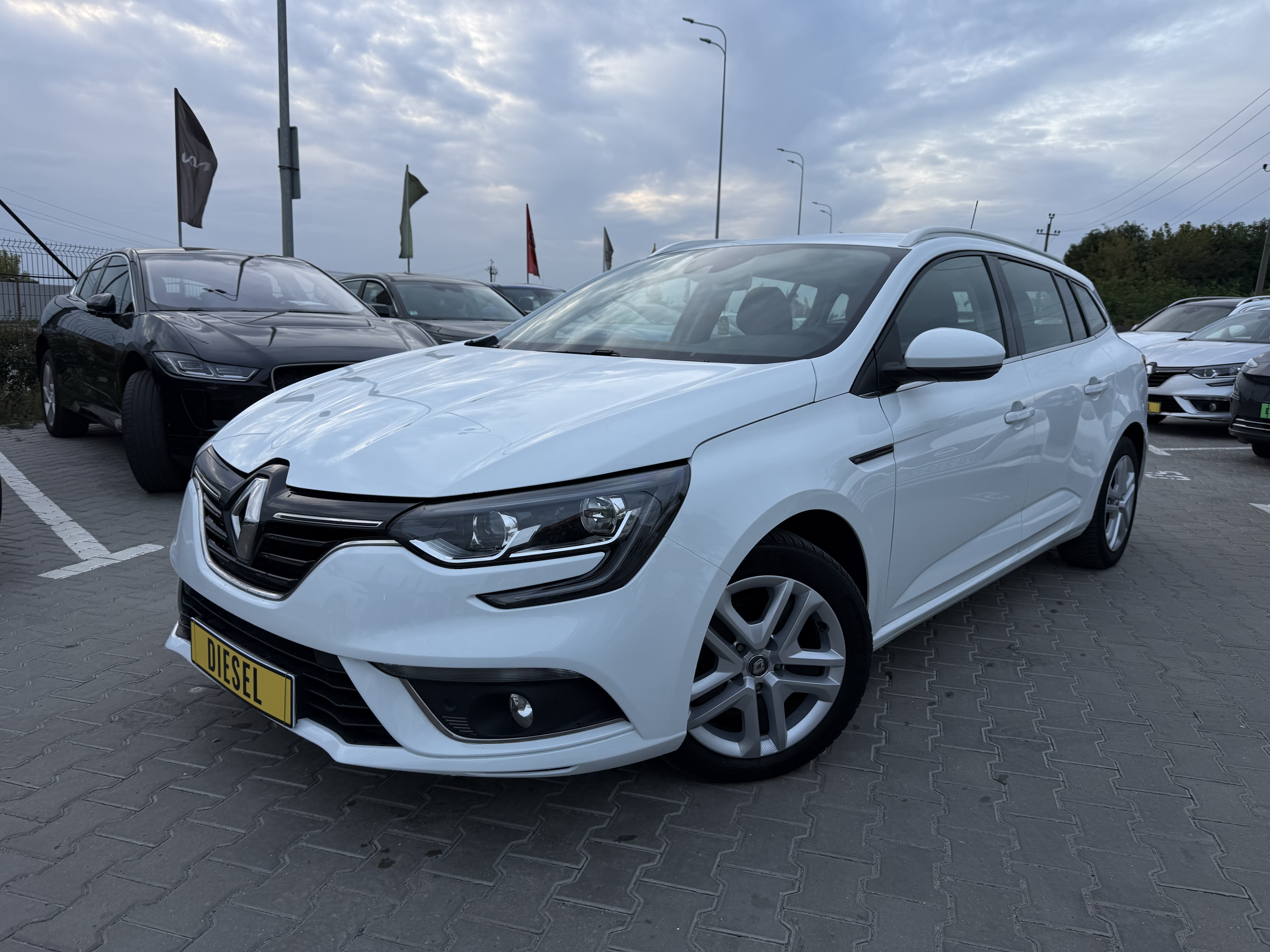 Renault MEGANE IV