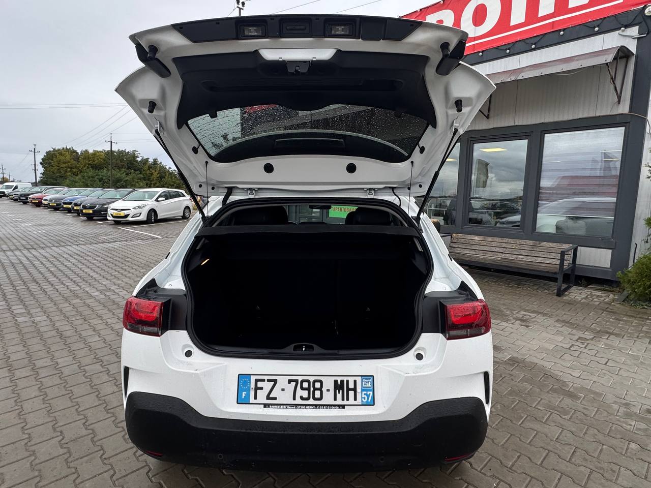 Citroen C4 Cactus SHINE Business