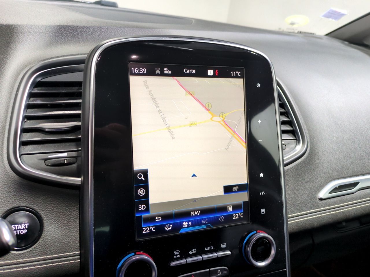 Renault Scenic INITIALE PARIS