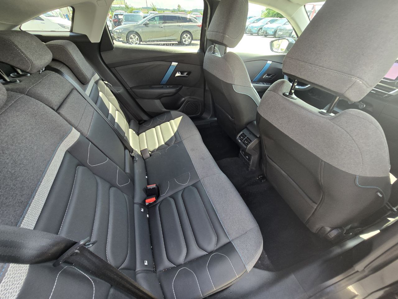Citroen E-C4