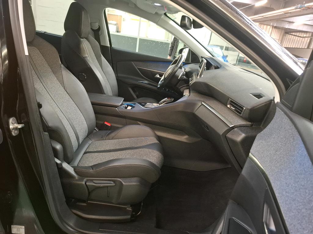 PEUGEOT 5008 ALLURE