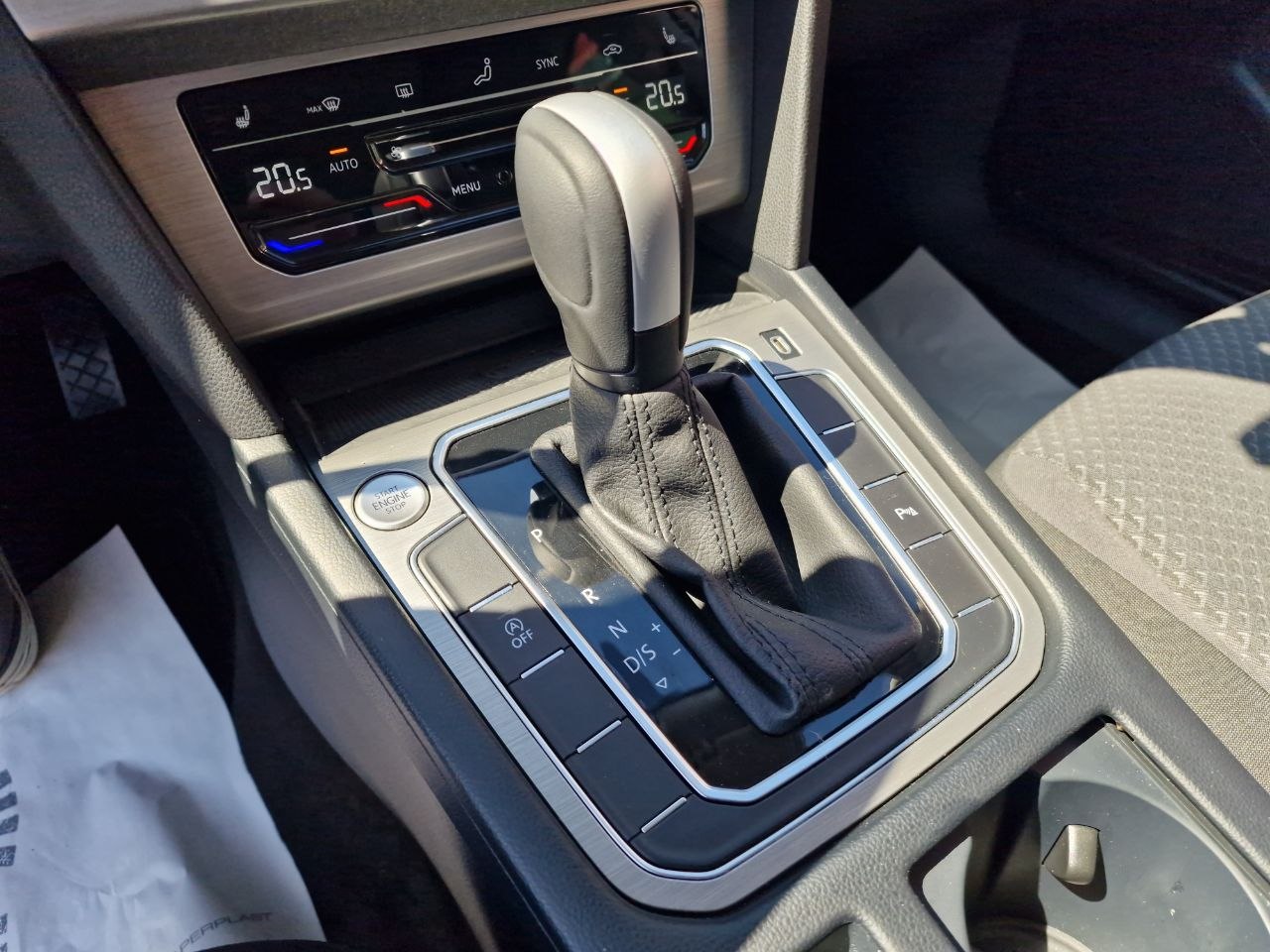 Volkswagen Passat Business+