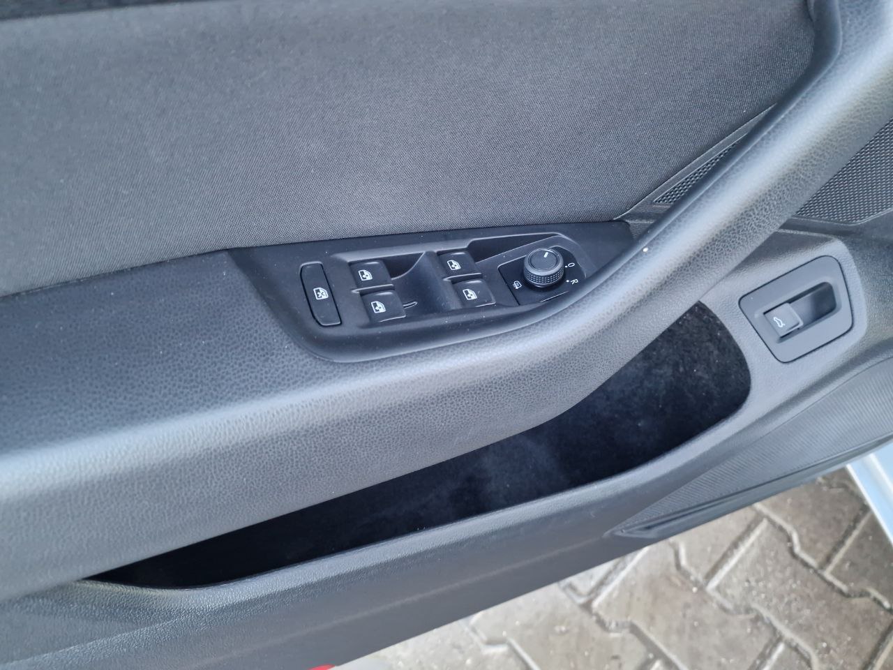 Volkswagen Passat Business+