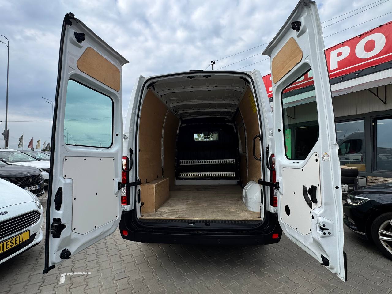 Renault Master FGN TRAC L2H2