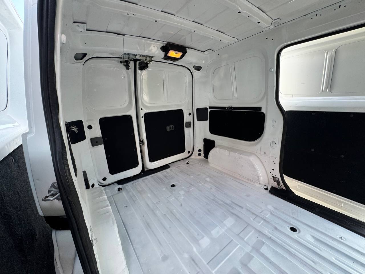 Nissan E-NV200