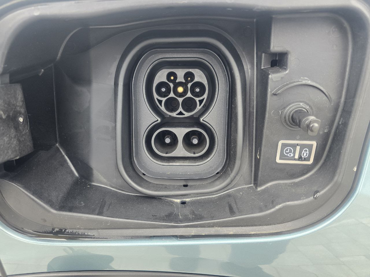 Citroen E-C4