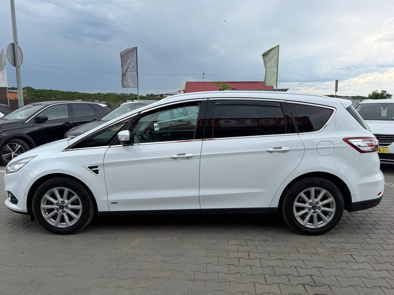 Ford S-Max Titanium