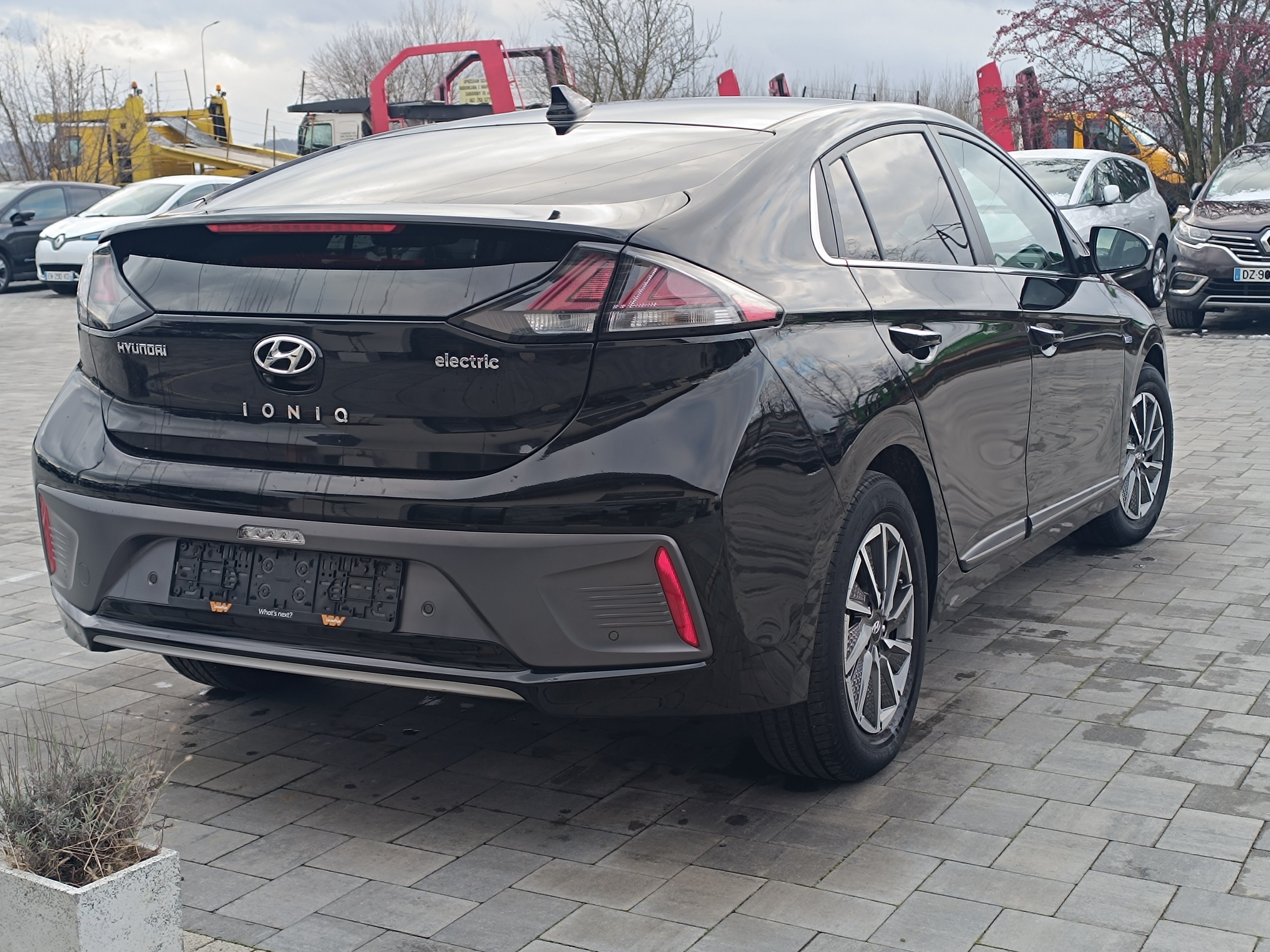 Hyundai Ioniq