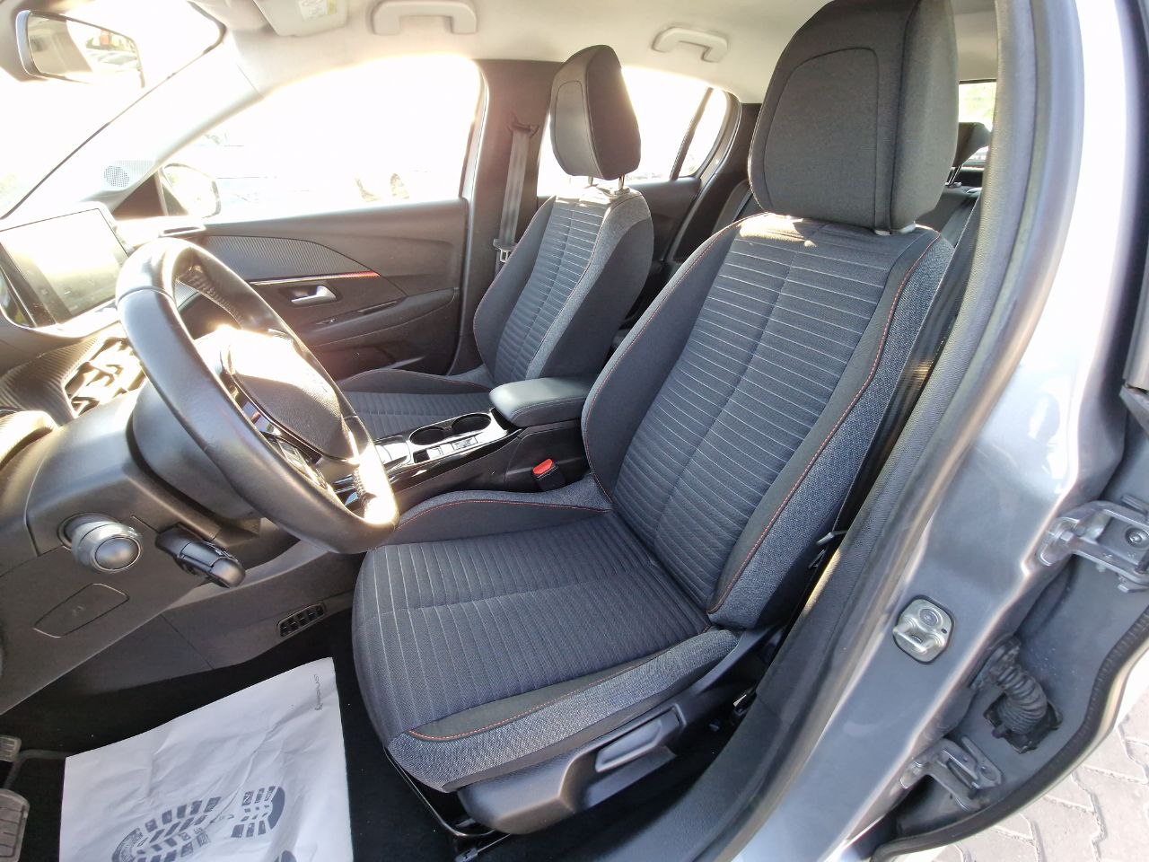 Peugeot 208 ELECTRIQUE