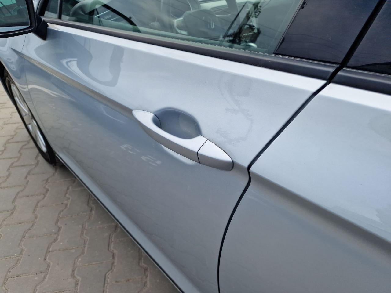 Volkswagen Passat Business+