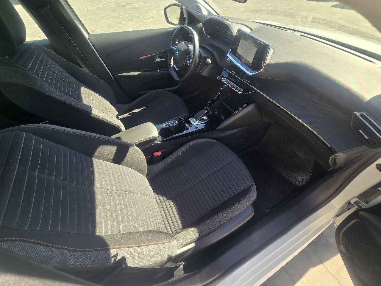 Peugeot 208 ELECTRIQUE